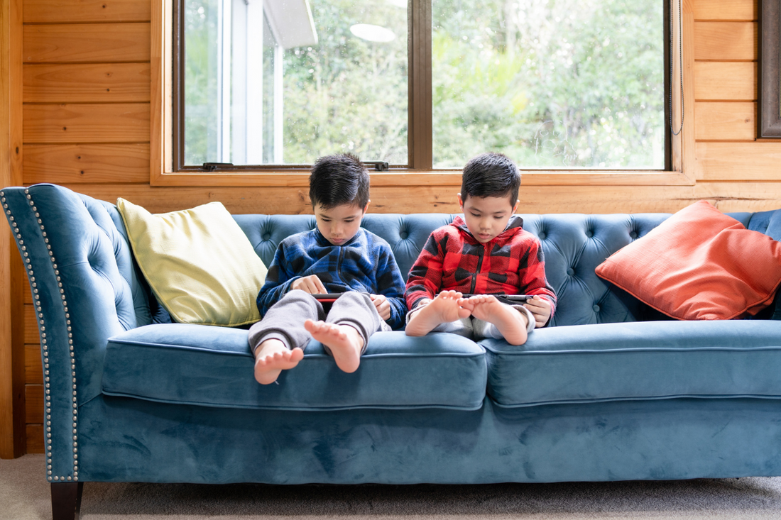 Reducing Screen Time: 5 Screen-free alternatives for Family Fun and Connection